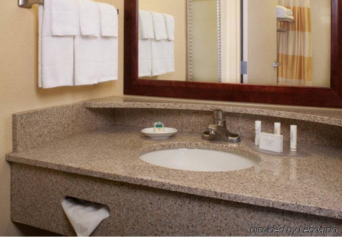 Springhill Suites St Petersburg Clearwater Ларго Экстерьер фото